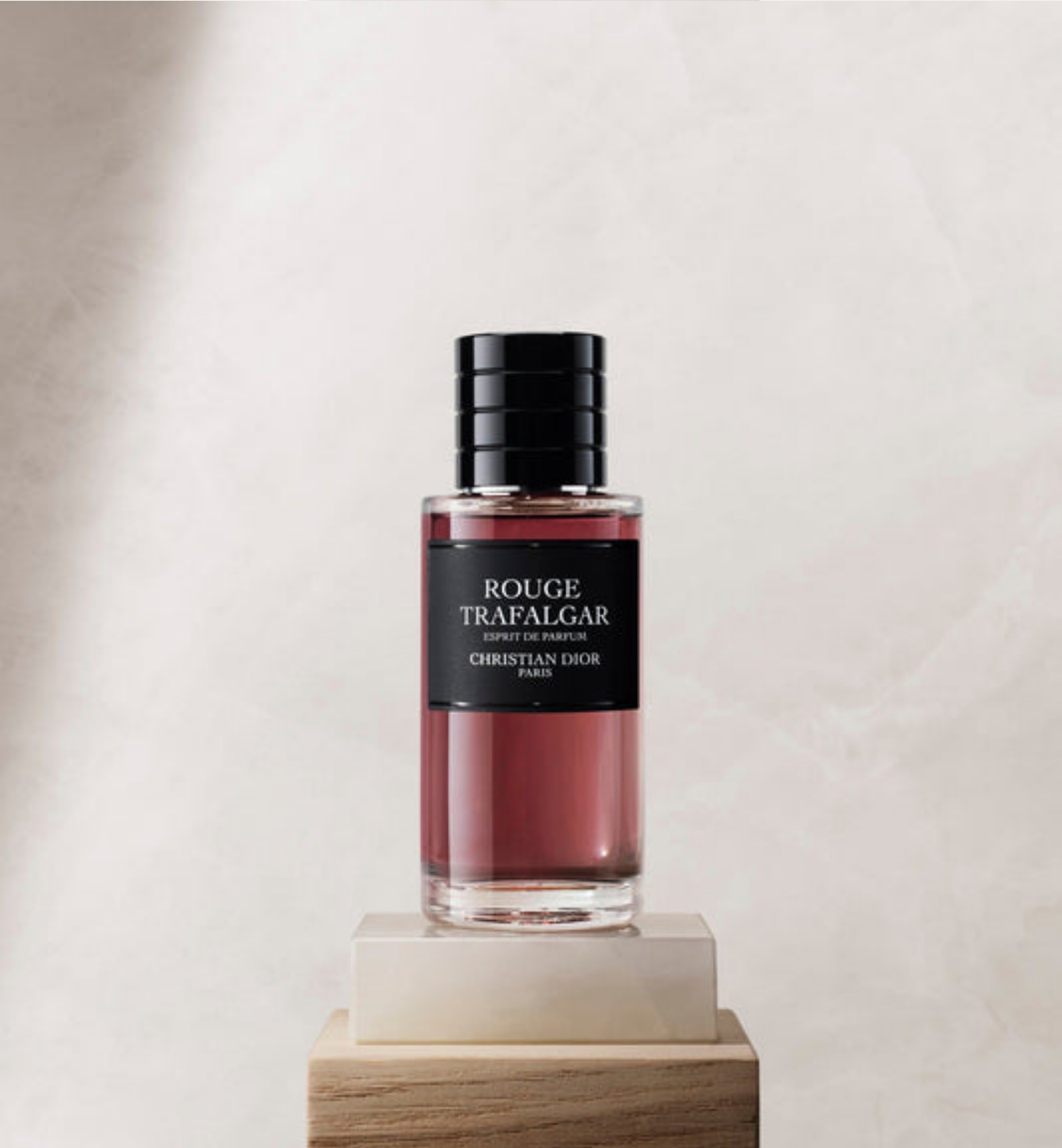 حديقة العطور - عطر ديور روج ترافلغار إسبريت دو بارفيوم للجنسين 100 مل عطر ديور روج ترافلغار إسبريت دو بارفيوم للجنسين 100 مل